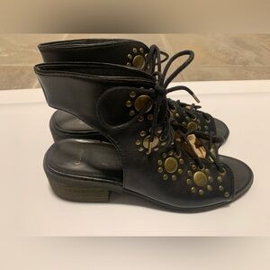 Ecoté Lace Up Sandals